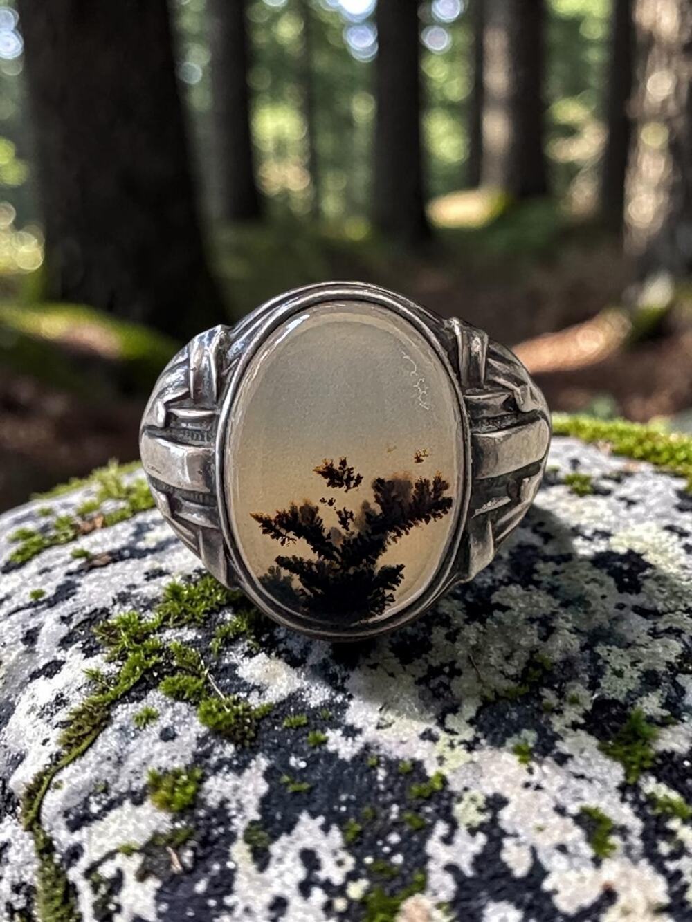 Vintage Sterling Silver Dendritic Agate Statement Ring With Oval Cabochon Landsc